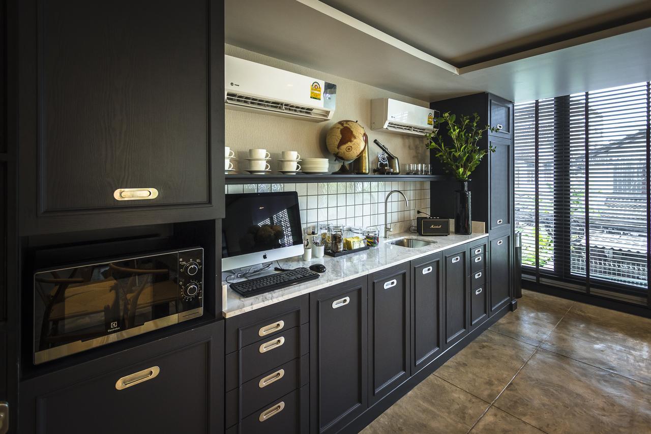 Apartelle Jatujak Hotel Банкок Екстериор снимка